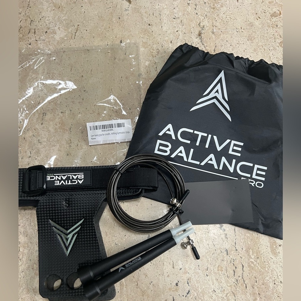 Active Balance Pro Hand Grips with Jump Rope - Gymnastics Grips Size Small